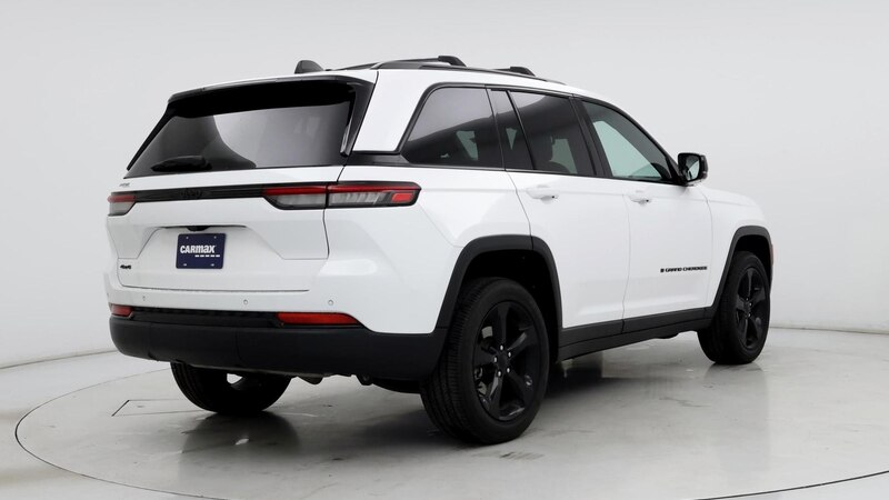 2023 Jeep Grand Cherokee Altitude 8