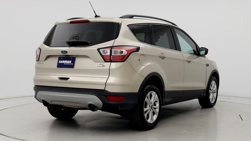 2017 Ford Escape SE 8