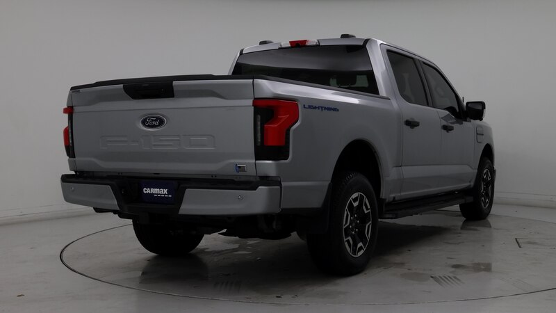 2023 Ford F-150 Lightning XLT 8