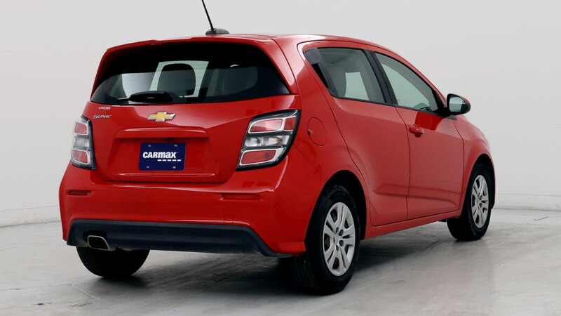 2020 Chevrolet Sonic LT 8