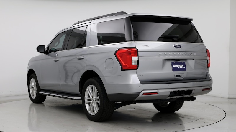 2022 Ford Expedition XLT 2