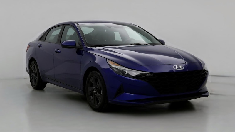 2021 Hyundai Elantra SEL Hero Image