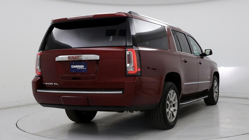 2020 GMC Yukon XL Denali 8