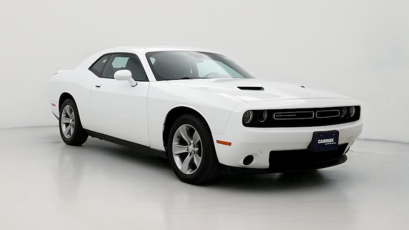 2019 Dodge Challenger SXT Hero Image