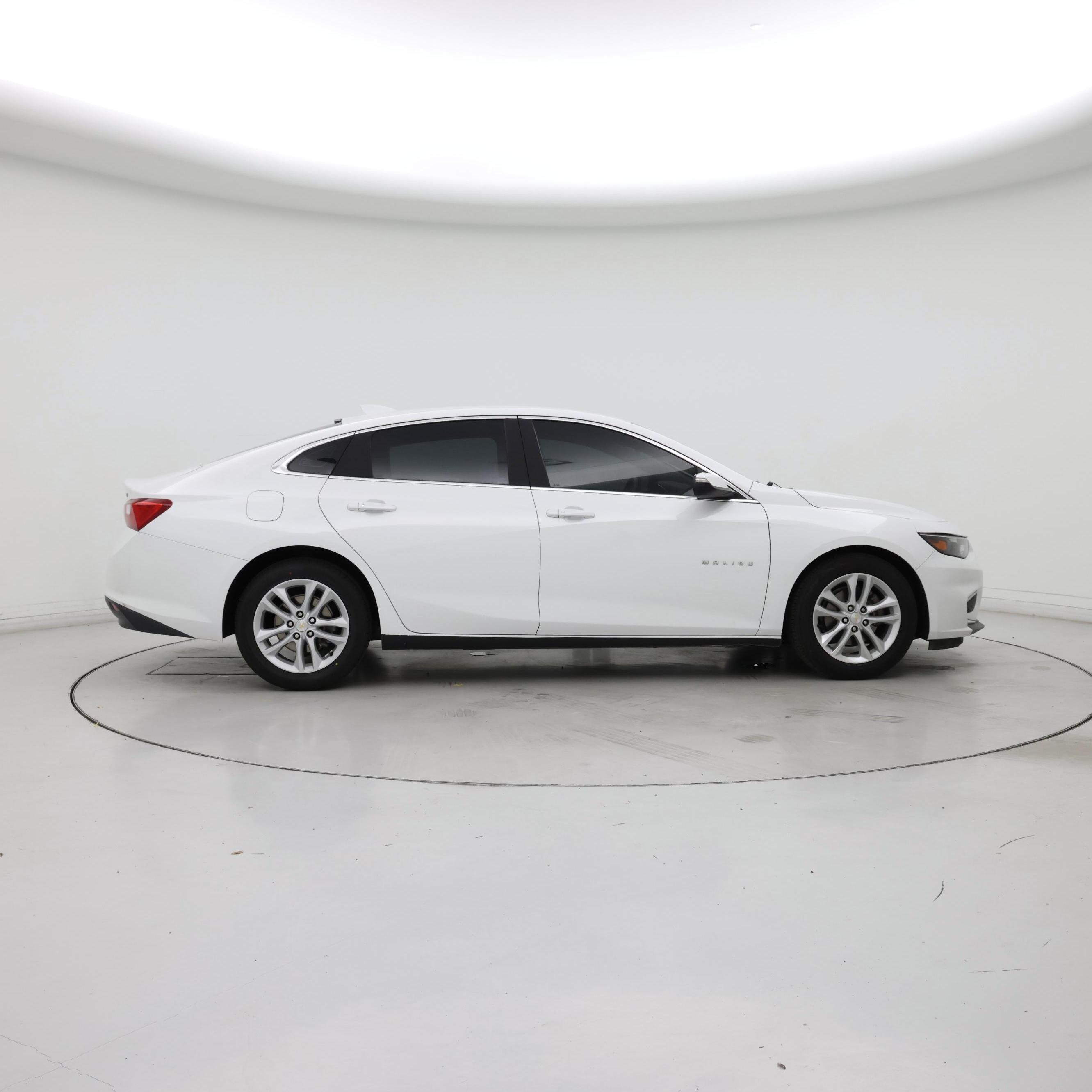Thumbnail: 2016 Chevrolet Malibu - 7