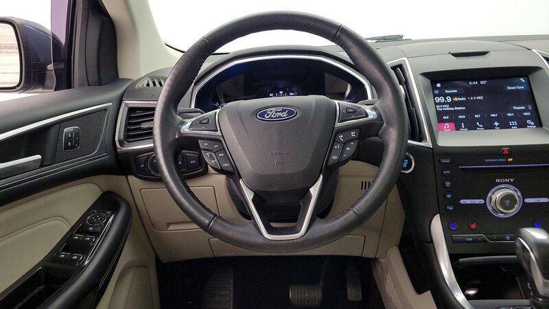 2018 Ford Edge Titanium 10