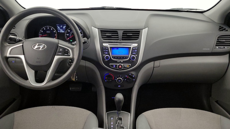 2013 Hyundai Accent GS 9