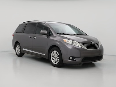 2017 Toyota Sienna XLE -
                Tolleson, AZ