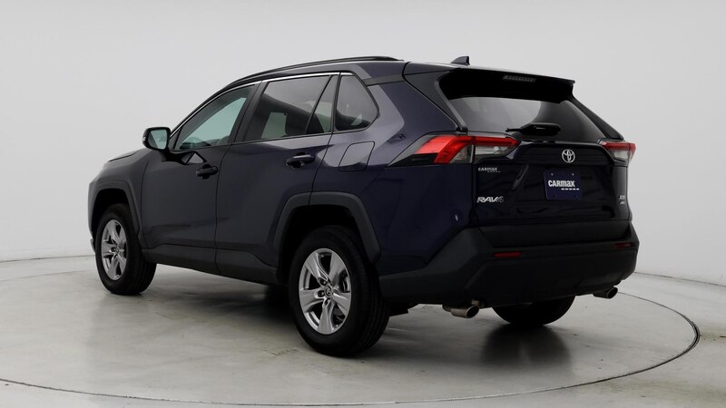 2023 Toyota RAV4 XLE 2