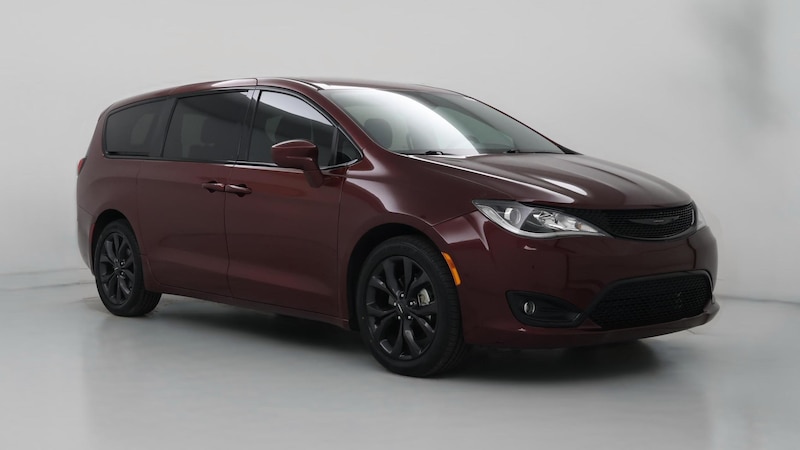 2020 Chrysler Pacifica Touring Hero Image