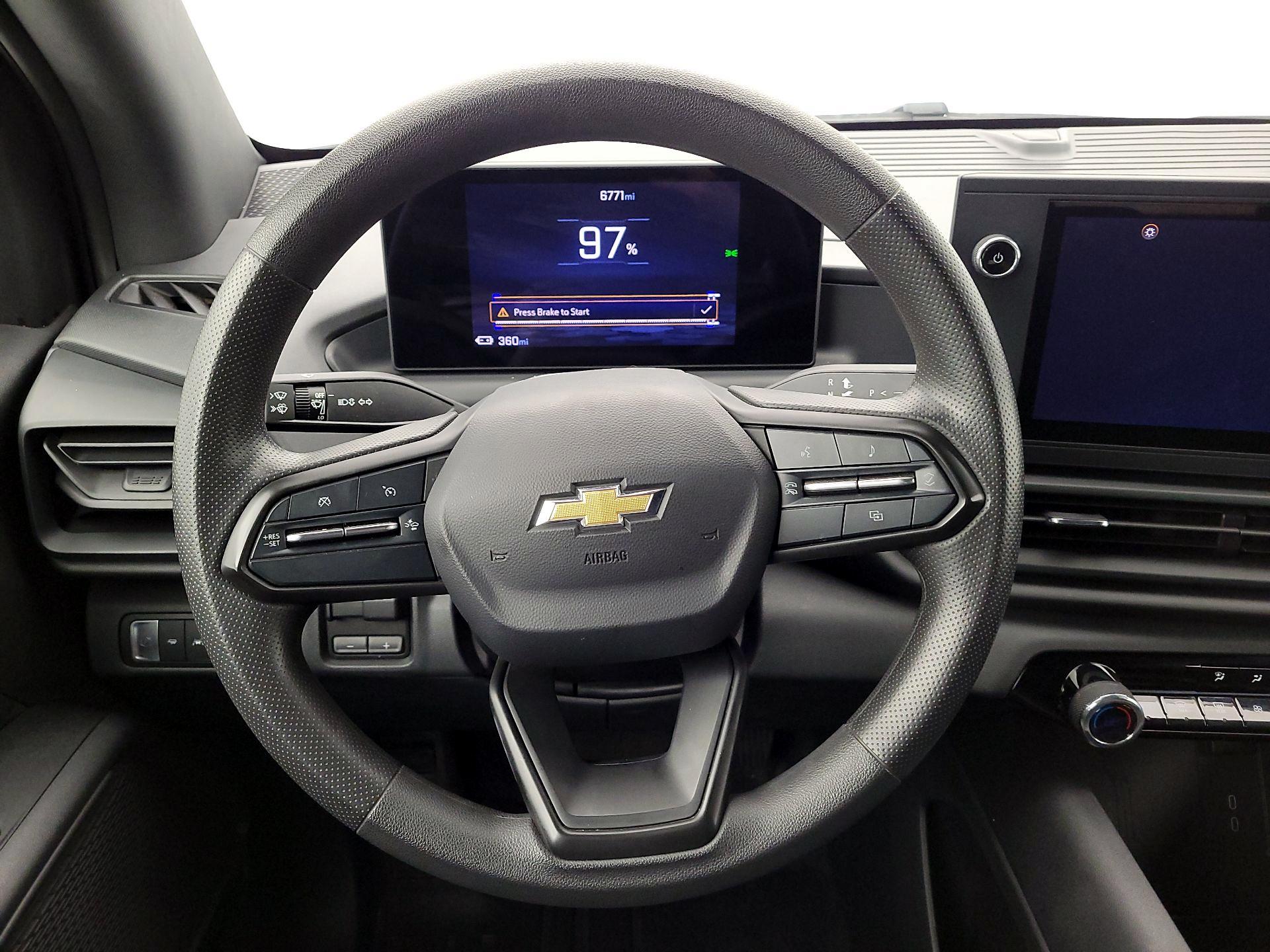 Thumbnail: 2024 Chevrolet Silverado EV - 10