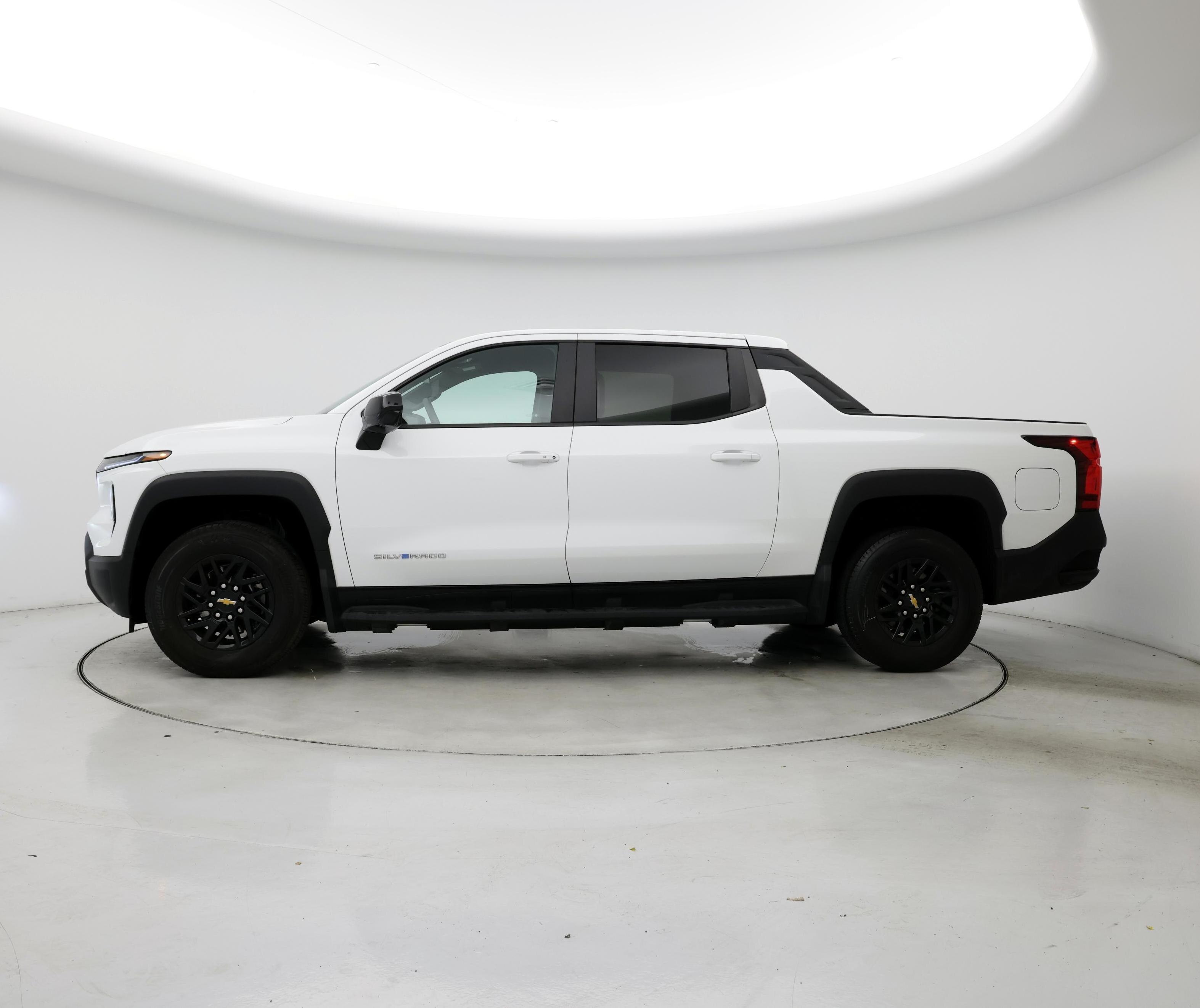 Thumbnail: 2024 Chevrolet Silverado EV - 3