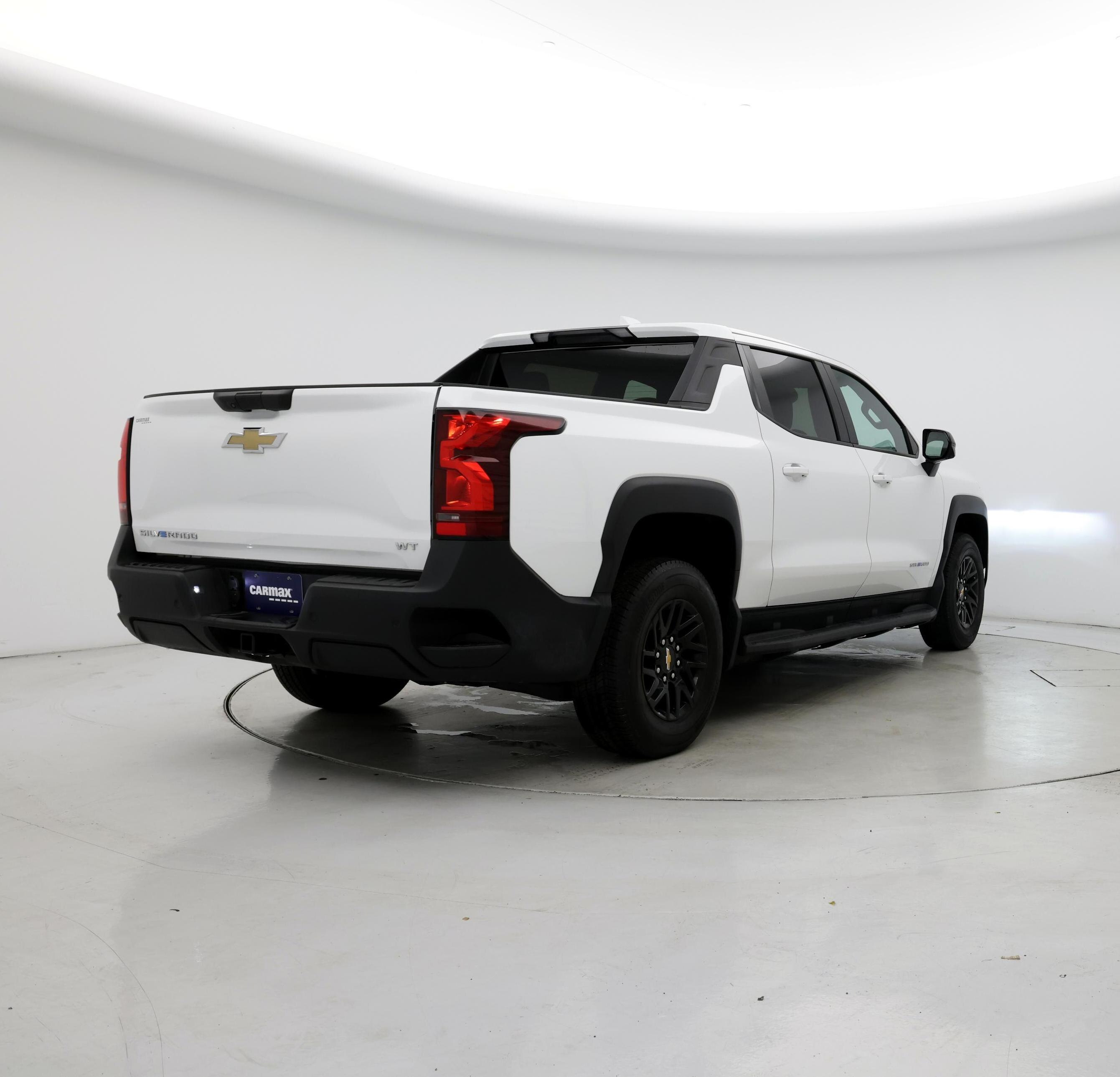 Thumbnail: 2024 Chevrolet Silverado EV - 8