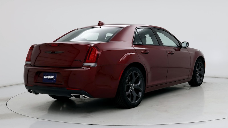 2023 Chrysler 300 S 8