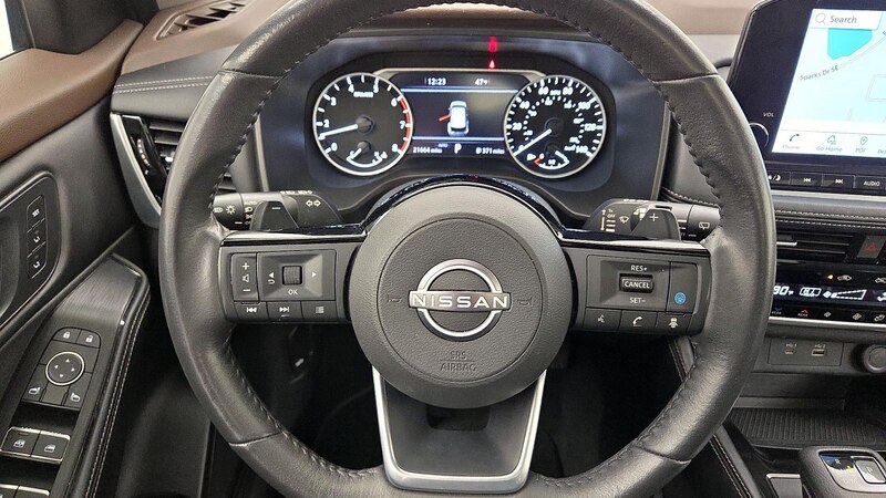 2023 Nissan Rogue SL 10