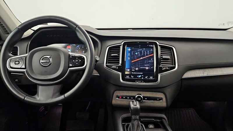 2022 Volvo XC90 T6 Inscription 9