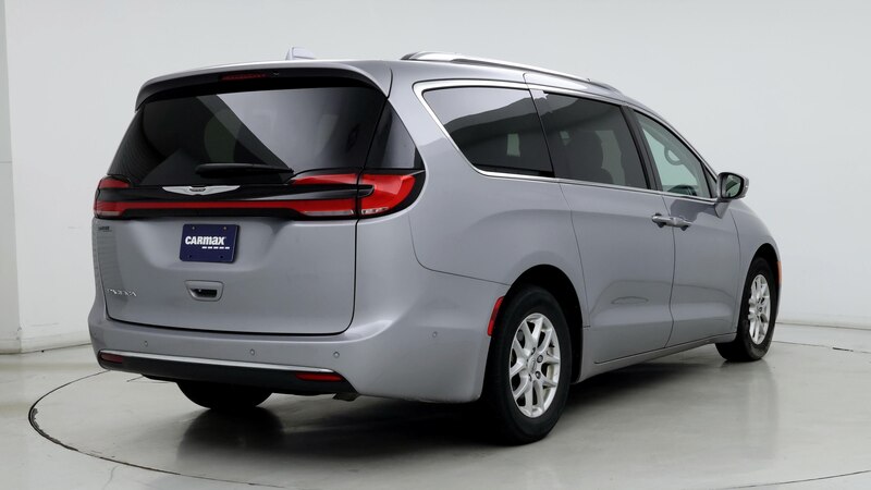 2021 Chrysler Pacifica Touring L 8