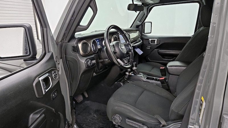2021 Jeep Gladiator Sport S 11