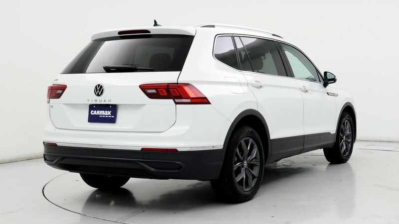 2022 Volkswagen Tiguan SE 8