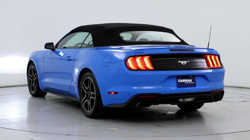 2022 Ford Mustang  2