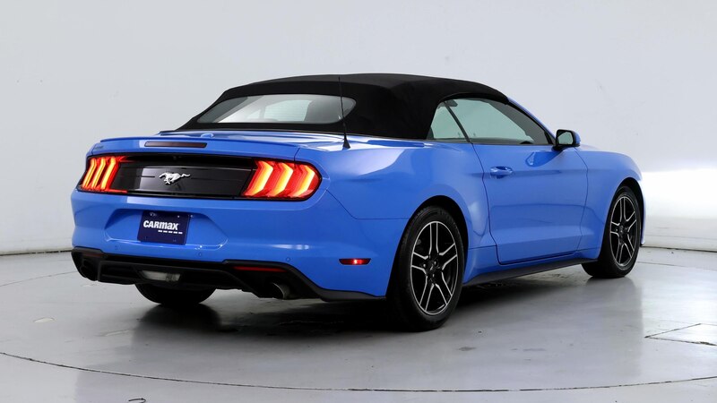 2022 Ford Mustang  8