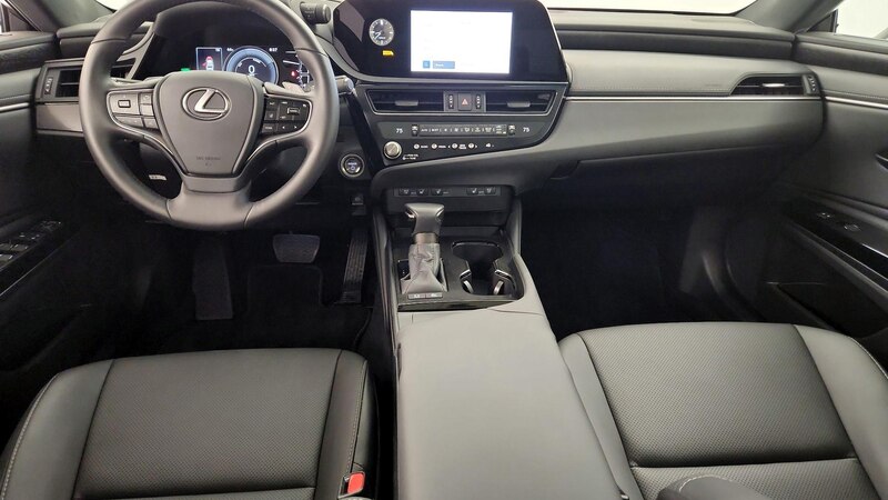 2024 Lexus ES Hybrid 300h 9