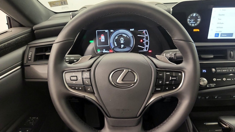 2024 Lexus ES Hybrid 300h 10