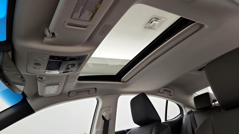 2024 Lexus ES Hybrid 300h 18