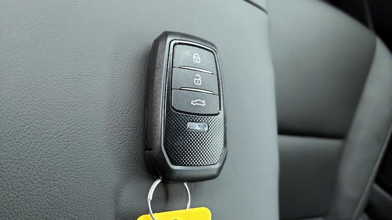 2024 Lexus ES Hybrid 300h 22