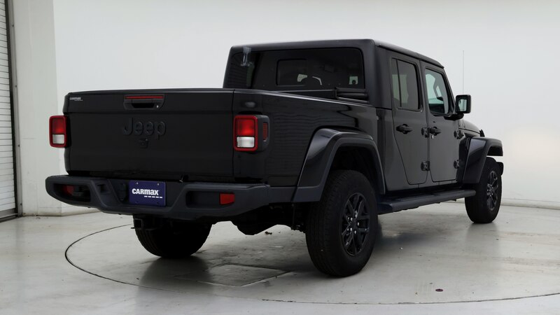 2022 Jeep Gladiator Altitude 8