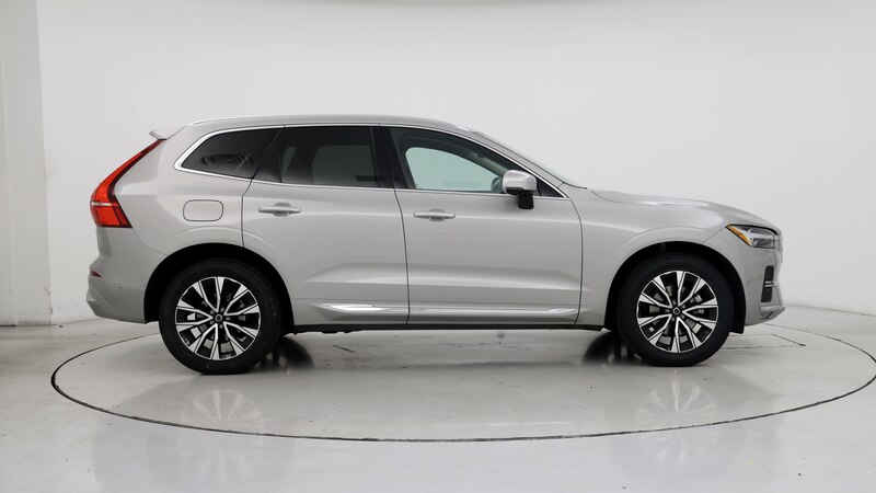 2023 Volvo XC60 B5 Plus 7