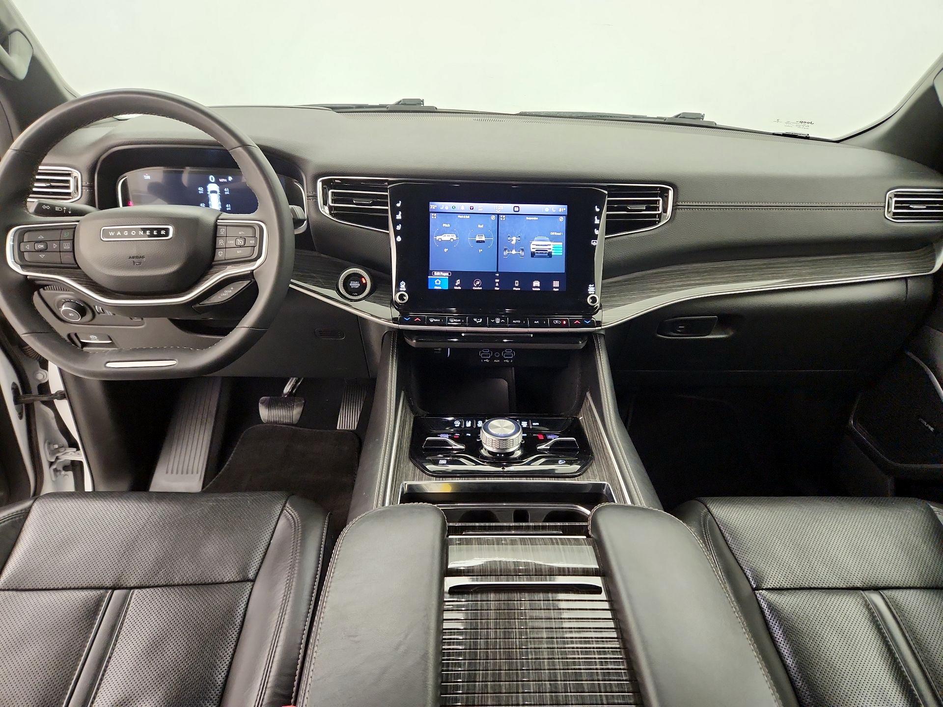 Thumbnail: 2022 Jeep Wagoneer - 9