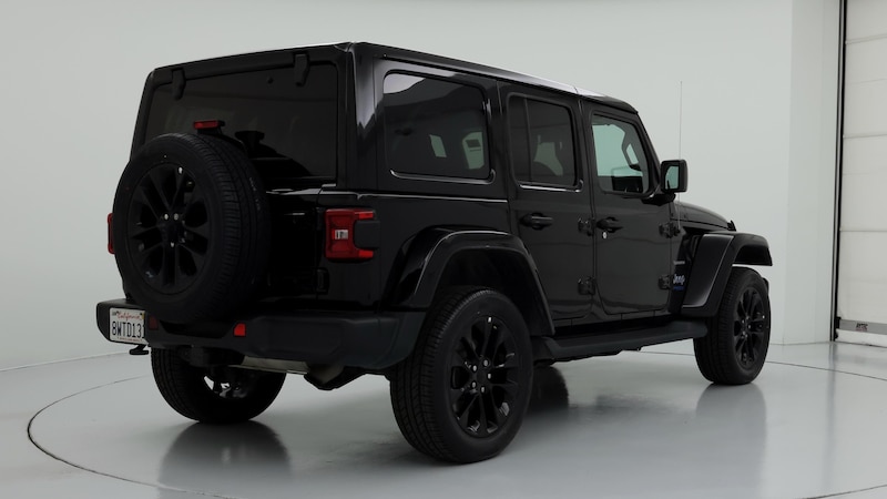 2021 Jeep Wrangler Unlimited Sahara 8