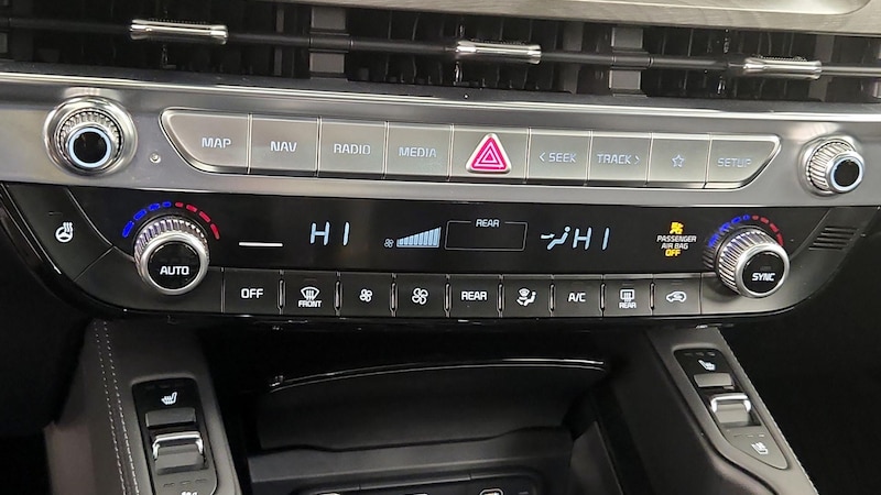 2023 Kia Telluride SX 17