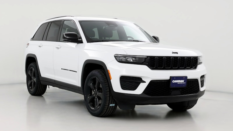 2022 Jeep Grand Cherokee Altitude Hero Image