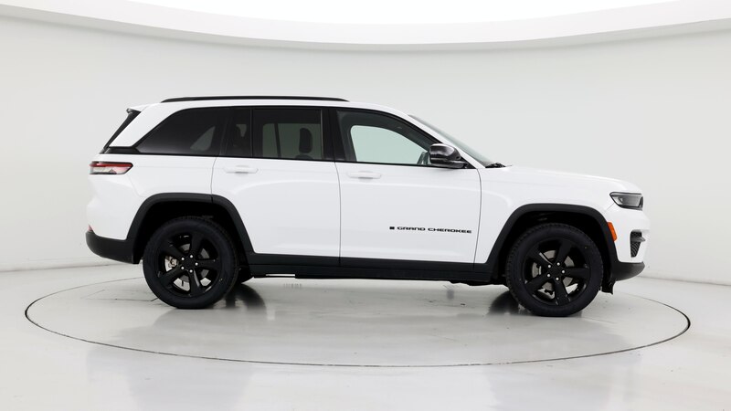 2022 Jeep Grand Cherokee Altitude 7