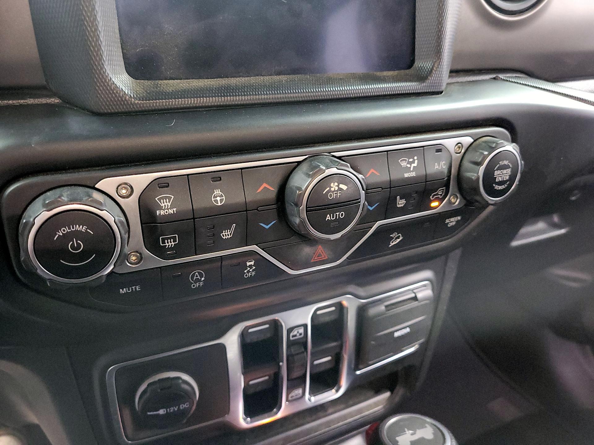Thumbnail: 2021 Jeep Wrangler - 15