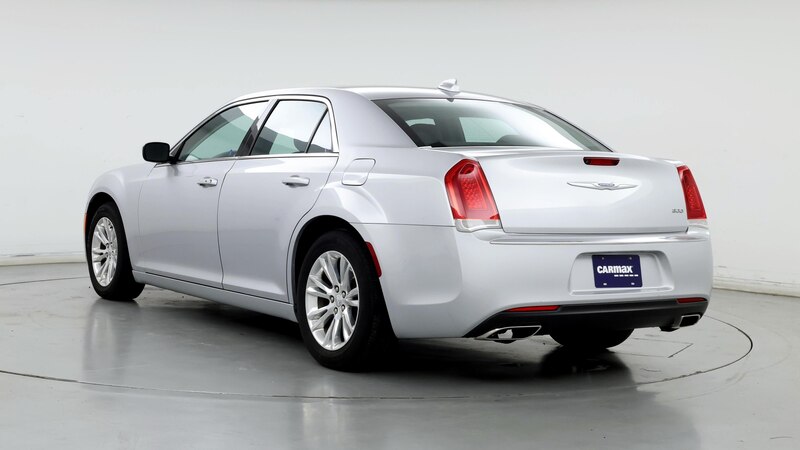 2020 Chrysler 300 Touring 2