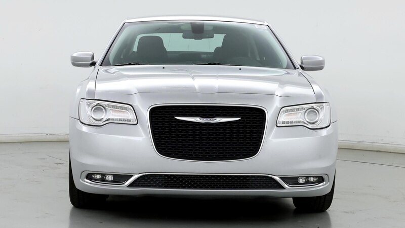 2020 Chrysler 300 Touring 5