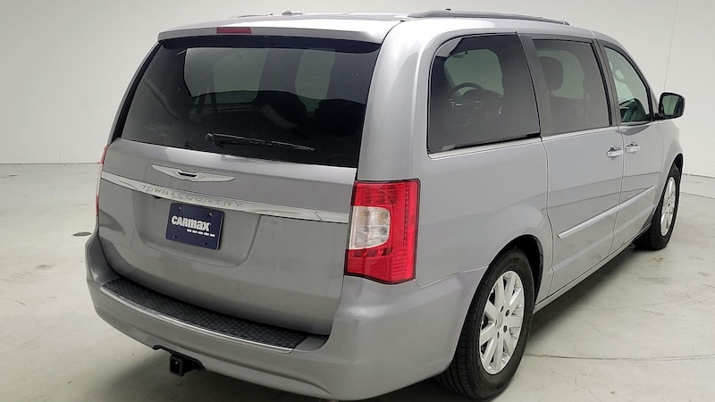 2015 Chrysler Town & Country Touring 5