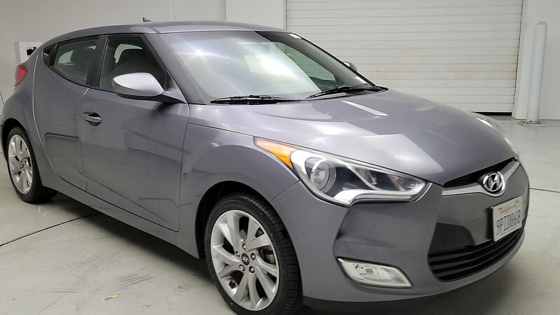 2017 Hyundai Veloster  3