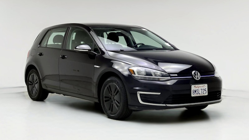 2019 Volkswagen e-Golf SE Hero Image