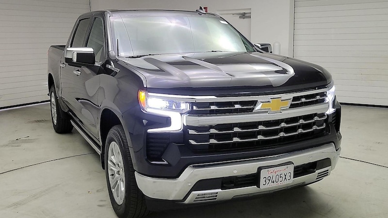 2023 Chevrolet Silverado 1500 LTZ 3