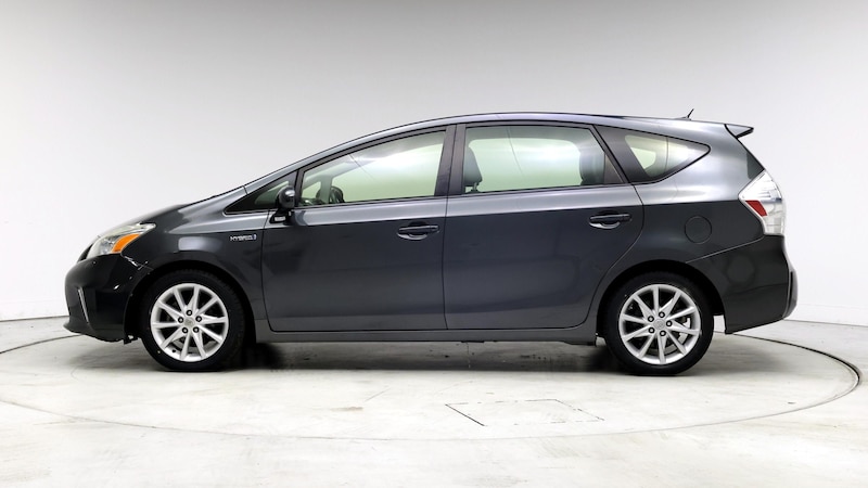 2013 Toyota Prius v Five 3