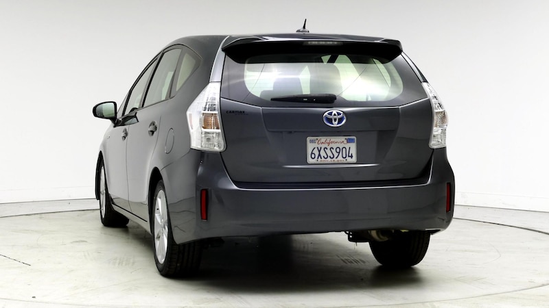 2013 Toyota Prius v Five 6