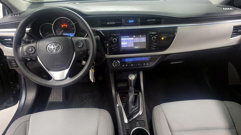 2016 Toyota Corolla LE 9