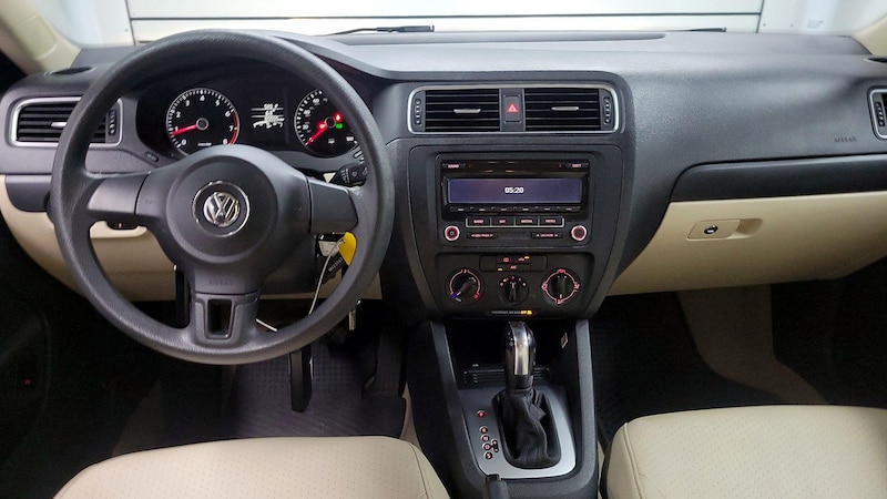 2014 Volkswagen Jetta SE 9