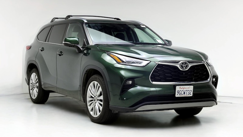 2023 Toyota Highlander Platinum Hero Image