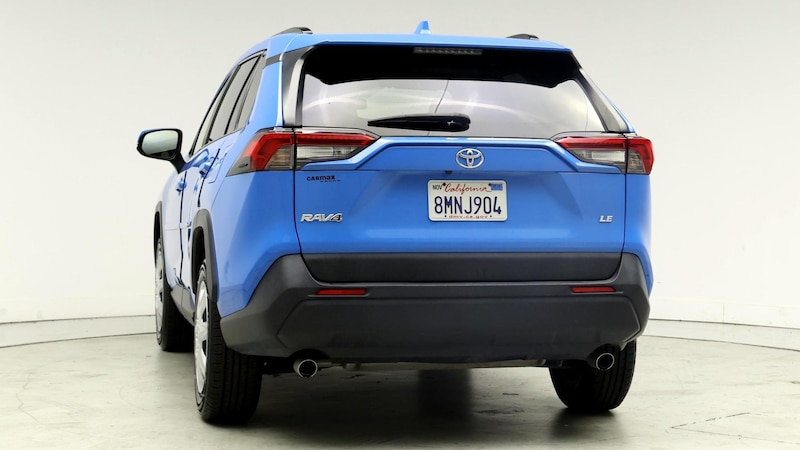 2019 Toyota RAV4 LE 6