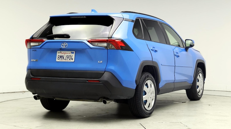 2019 Toyota RAV4 LE 8